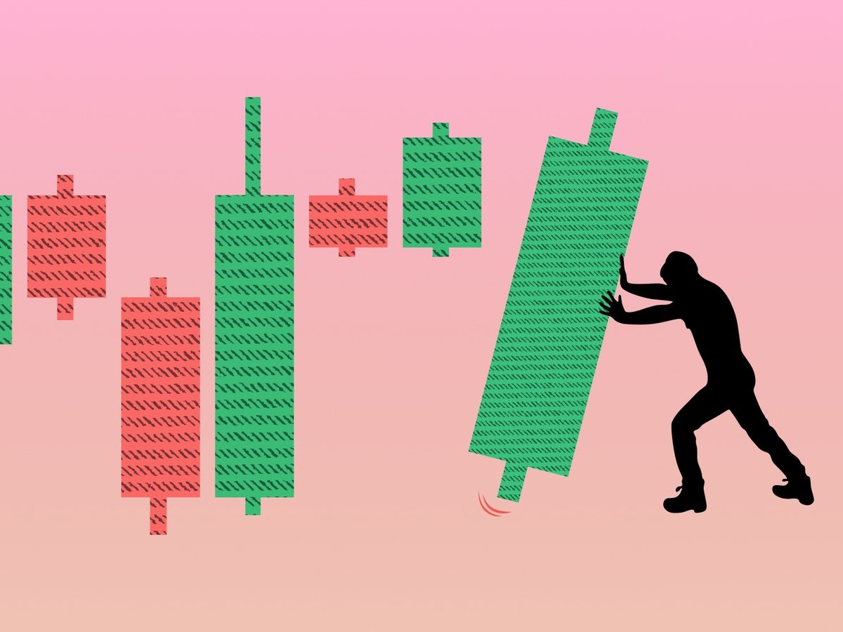 man pushing - Trading Goals for Beginners